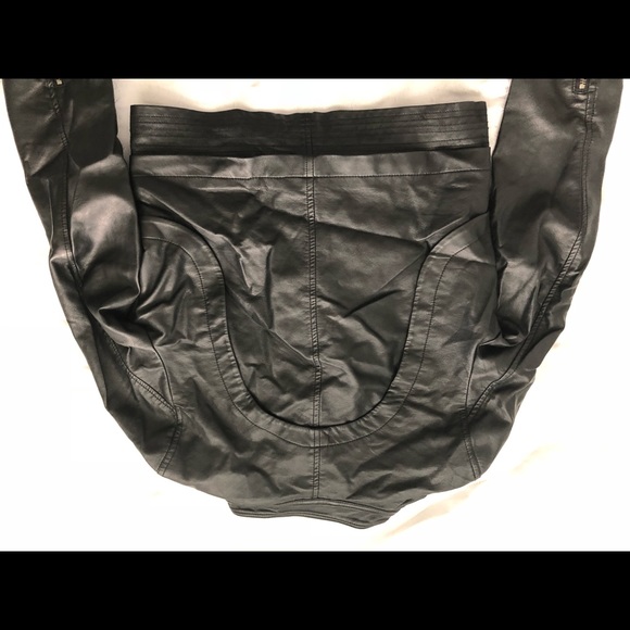 leather jacket - Picture 3 of 4